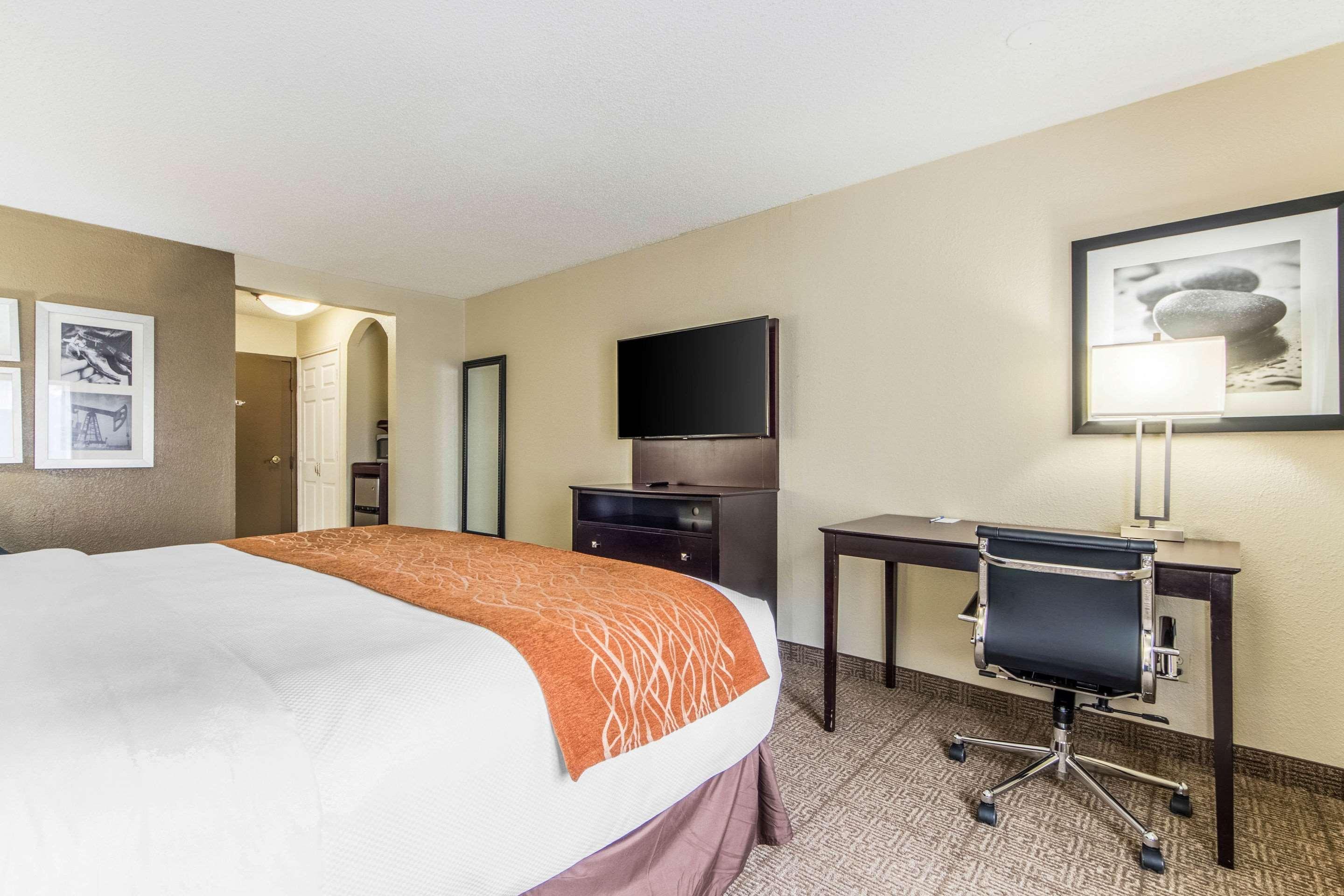 Comfort Inn Dallas Park Central Bagian luar foto