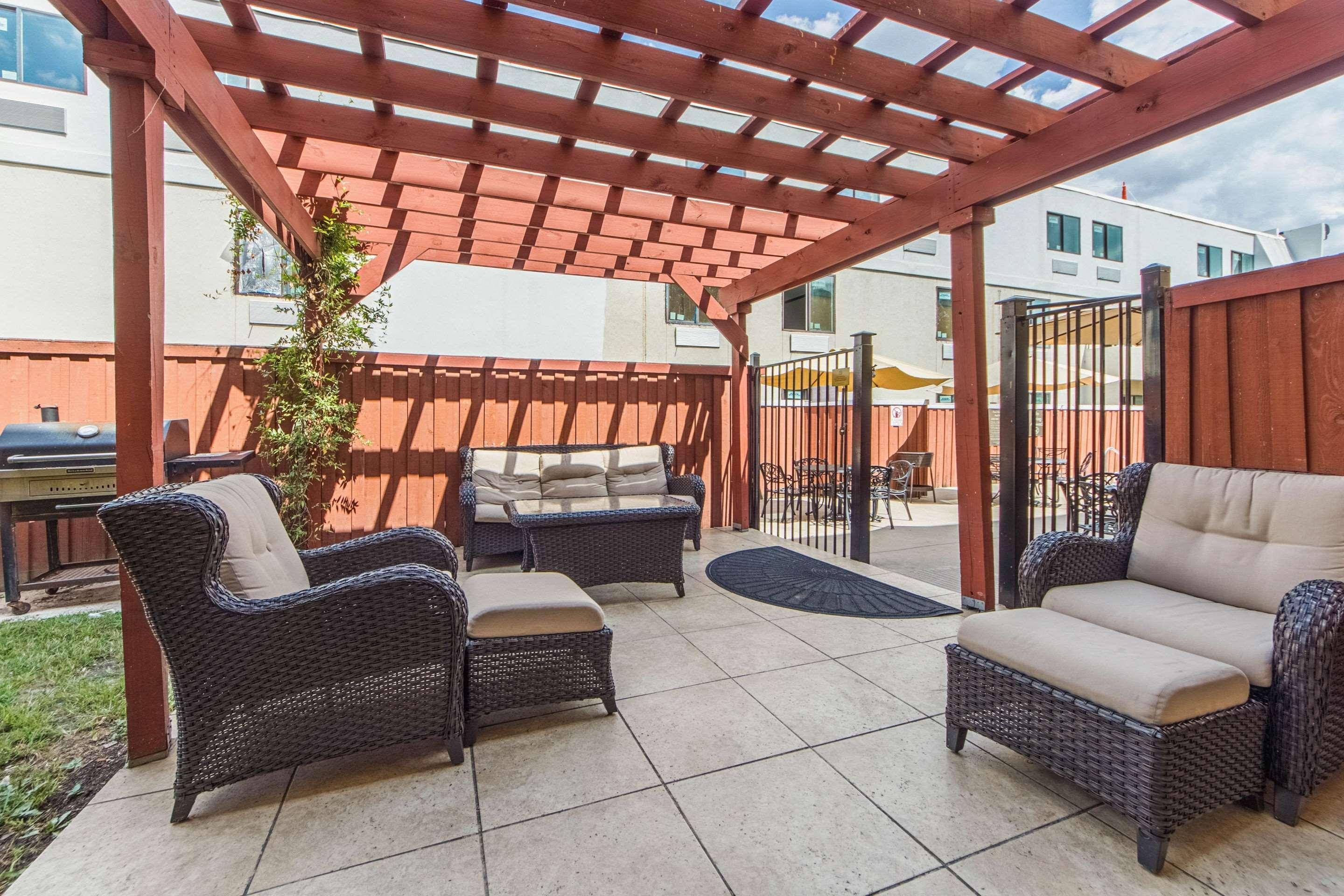 Comfort Inn Dallas Park Central Bagian luar foto