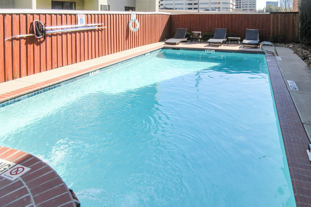 Comfort Inn Dallas Park Central Bagian luar foto